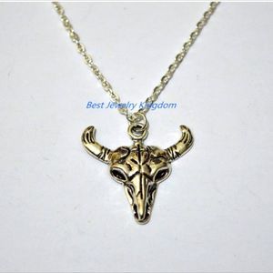 ʕ·ᴥ·ʔCow charm necklace, cattle charm, milk cow, antique